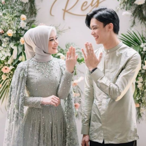 Rey dan Dinda
